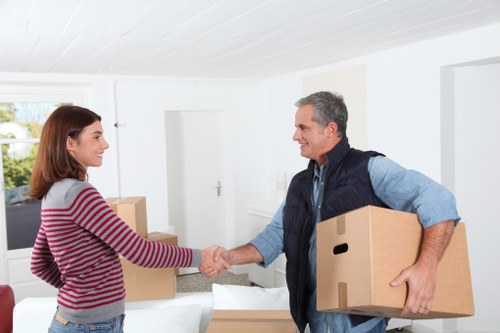 Local man and van support for Bermondsey commercial moves